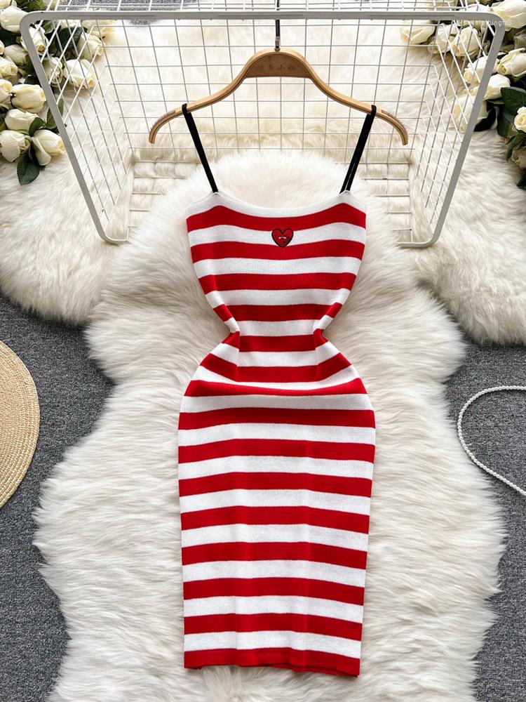 

Casual Dresses YuooMuoo Women Dress 2023 Summer Romantic Heart Designer Stripes Knitted Cami Slim Elastic Korean Vestidos, Black