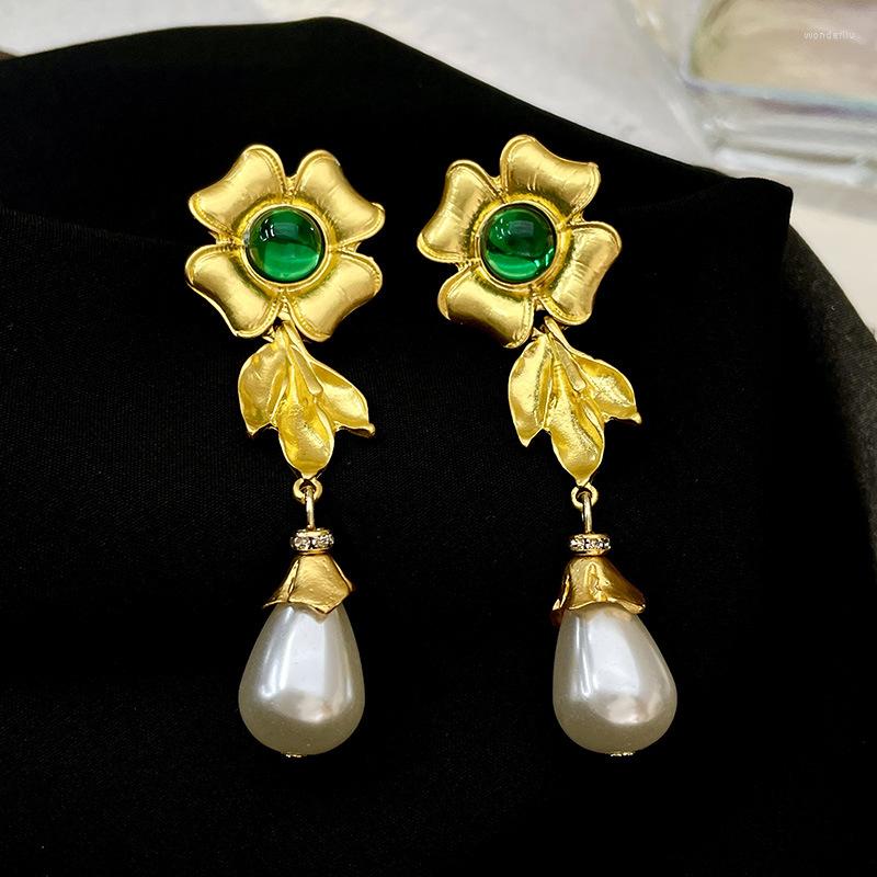 

Dangle Earrings South Korea's Retro Temperament Green Long Pearl Flower Pendant Women's Jewelry