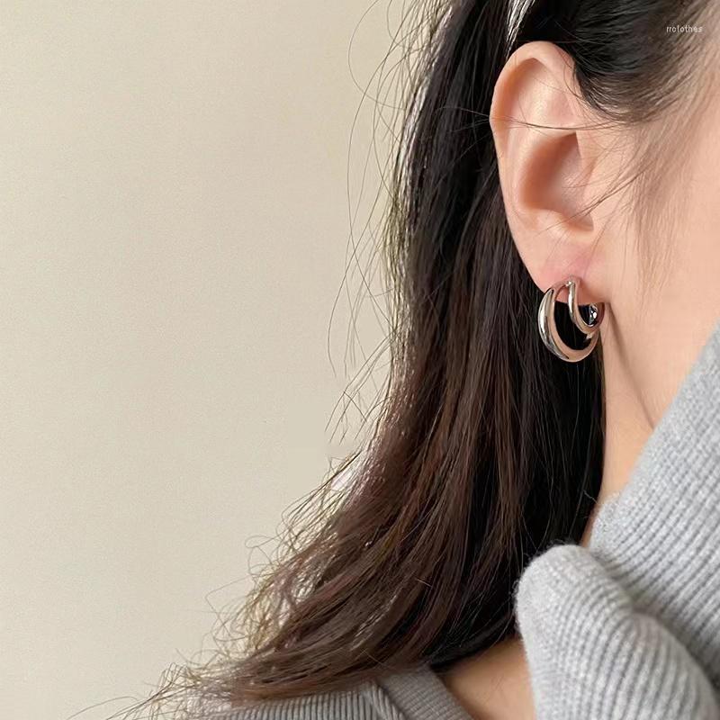 

Hoop Earrings Silver Needle Ins Wind Hollowed Out Metal Creative Commuter Cool Studs