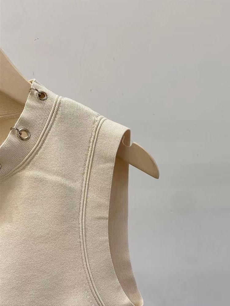 

Dress 2022 Early Autumn Women's Sleeveless Knit Set Metal Ring Short Knitted Sweater or Ladies Elastic Waist Pleated Mini Skirt, Vest