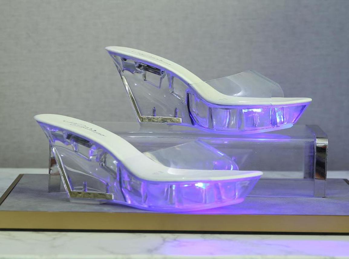 

Ladies Trend 10CM Wedge High Heels Nightclub Luminous Sandals Transparent Sole Catwalk Pole Dance Shoes Women LED Light Slippers5996999, Red