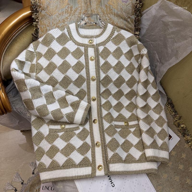 

Women' Knits High Quality Luxury Bright Silk Gold Plaid Cardigan Coat Loose Knitted Brand Designer Fashion Woemn 2023 Spring, Beige