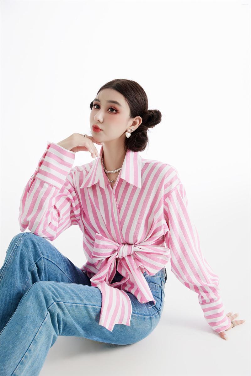 

Women' Blouses SuperAen Contrast Striped Bow Waist Shirt Women' Spring 2023 Design Layered Short, Pink