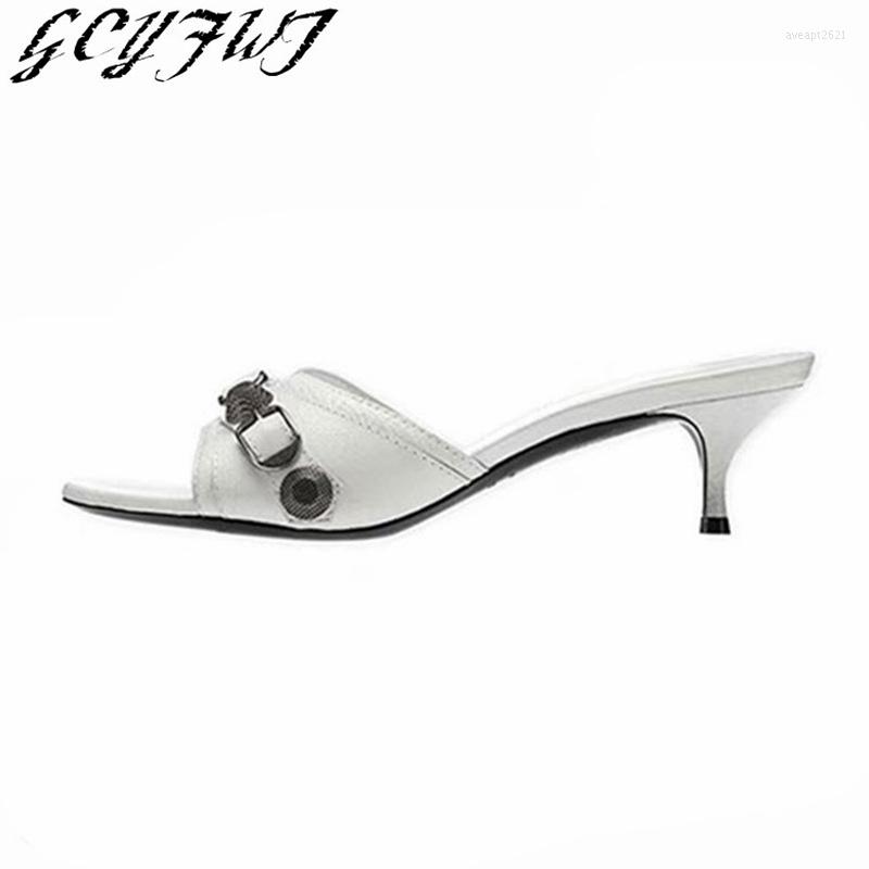 

Sandals 2023 Brand Women's Round Toe Low Heel Slip-on Female Pumps Metal Decoration Black Pink White Fashion Ladies Shoes