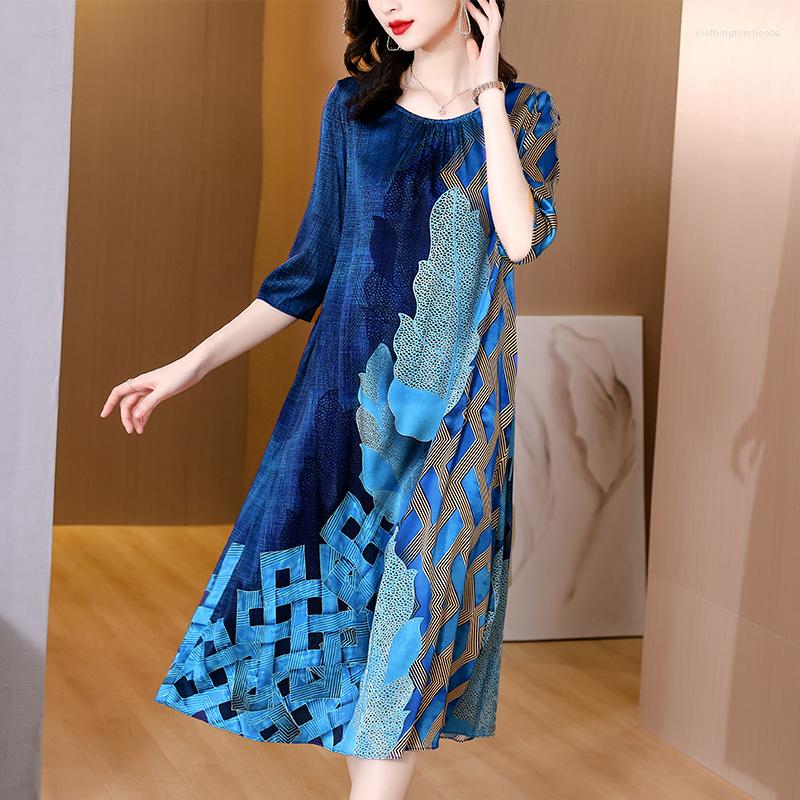 

Casual Dresses 2023 Early Spring Print Loose Temperament Embroidered Dress, Mixed color