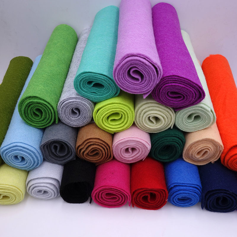

Fabric 90CM Wide Soft Felt Fabric Nonwoven Felt Fabric Sheet DIY Sewing Dolls Crafts Material 14mm Thick 230419