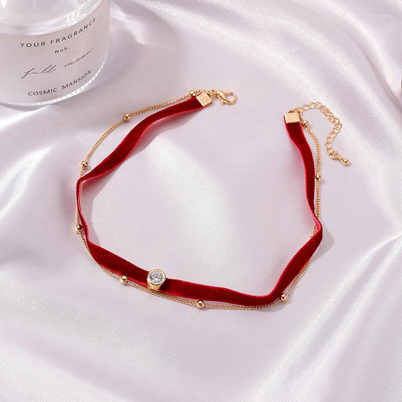 

Choker Cute Strawberry Red Velvet Retro Style Charm Double Layer Gold Color Chain Short Crystal Necklace For Women Jewelry Gift