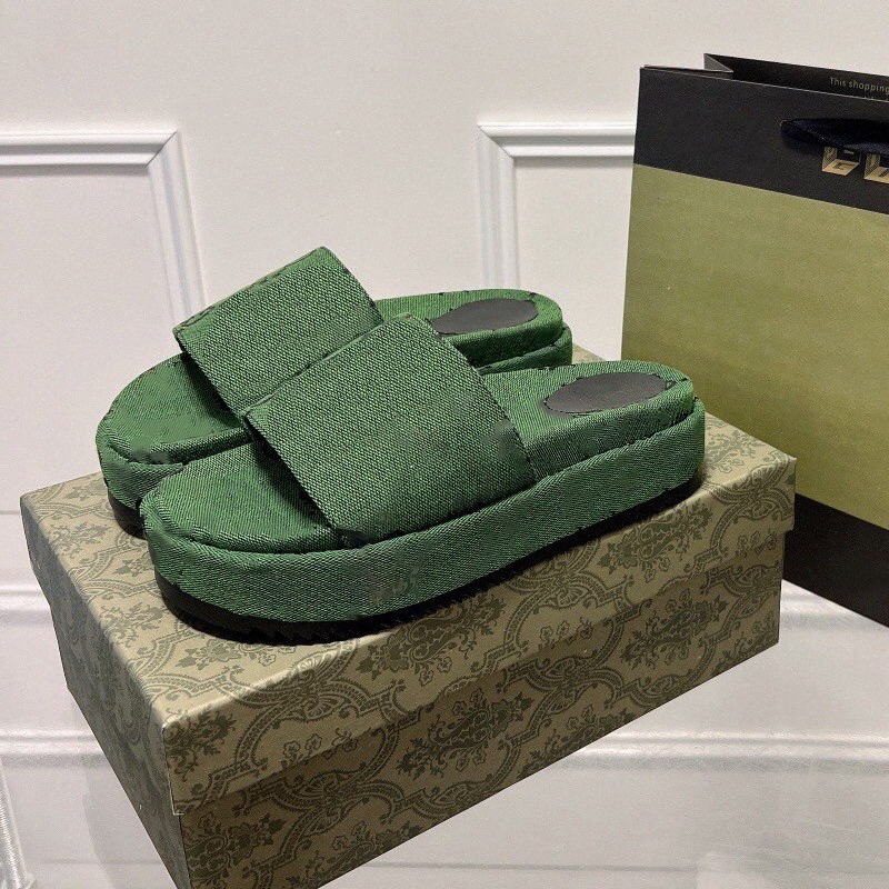 

Women Platform Slide Sandal Designer Slippers Canvas Embroidery Real Leather Beach Flora Jumbo Outdoor Party luxury Men Thick Bottom Size 35-42 U9xp#