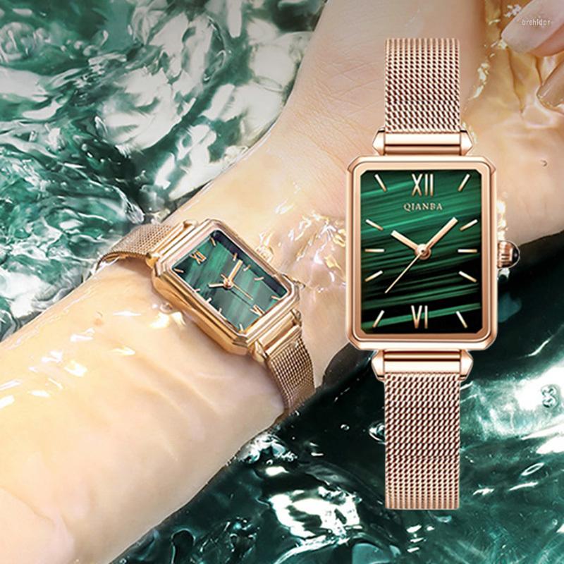 

Wristwatches Luxury Green Watch Simple Fashion Ladies Originality Retro Small Square Plate Waterproof Quartz, Gold strap