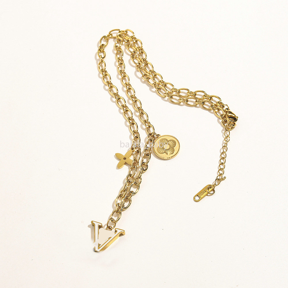 

Luxury Design Necklace 18K Gold Plated Necklaces Letter Pendant Gold Color Fashion Womens Wedding Jewelry Accessories Gifts
