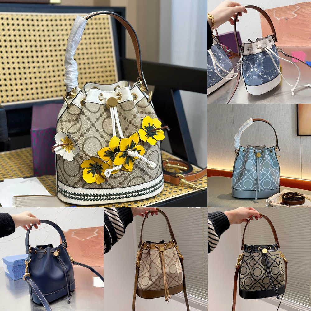 

flower designer Drawstring women embroidery bucket luxurys handbag shoulder bag Canvas bucket bags lady crossbody purses 230224, Style 14--18*15cm
