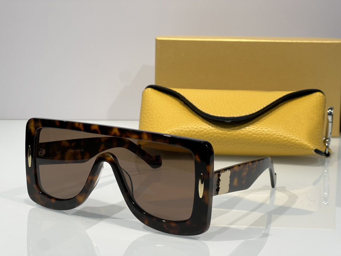 

Flat Top Havana Oversized Sunglasses for Women Fashion Sports Glasses gafas de sol Designer Sunglasses Shades Occhiali da sole UV400 Eyewear with Box