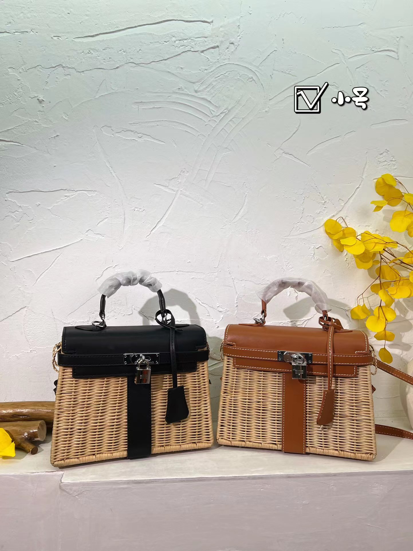 

AAAAA designer bag high quality leather top quality ladies straw bag fashion luxury beach degree grass woven shoulder messenger bag with logo fashion, Black