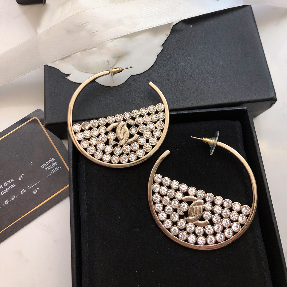 

Designer C Earring Brand Luxury Stud Earing Women Fashion Jewelry Metal Letter CCity Crystal Pearl Gold Earrings cjeweler Woman Gift orecchini jkhjh