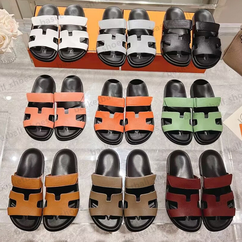 

2023 Newest women designer slipper chypre slide sandal men classic brand beach slides casual woman outside slippers sliders sandles beach shoes size 35-45, Colour 1