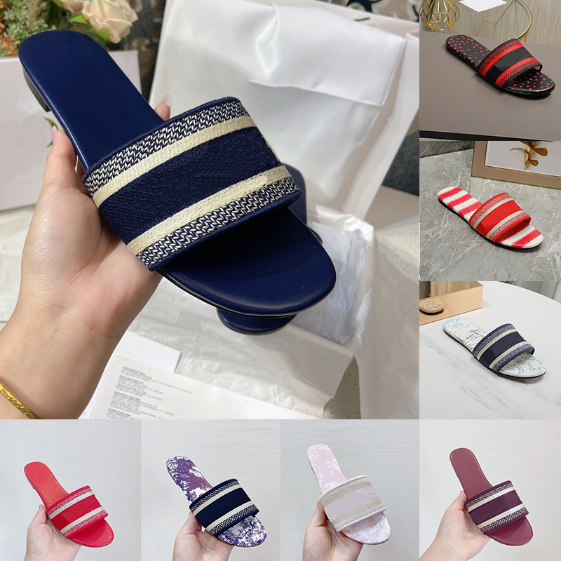 

Designer Sandals Paris Embroidered Dazzle Womans Slipper Girls Sandal Ladies Slippers Summer Beach Striped Rainbow Letters Stripe 35-43 sandalias Slides