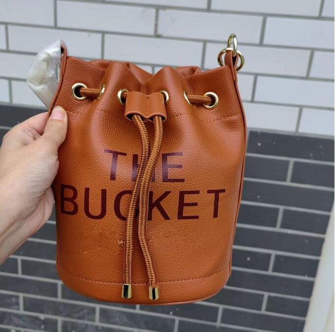 

Luxury marc the leather bucket bag Designer Womens mens Lady tote classic Drawstring High capacity shoulder wallet buckets top handle purses handbag Crossbody bags