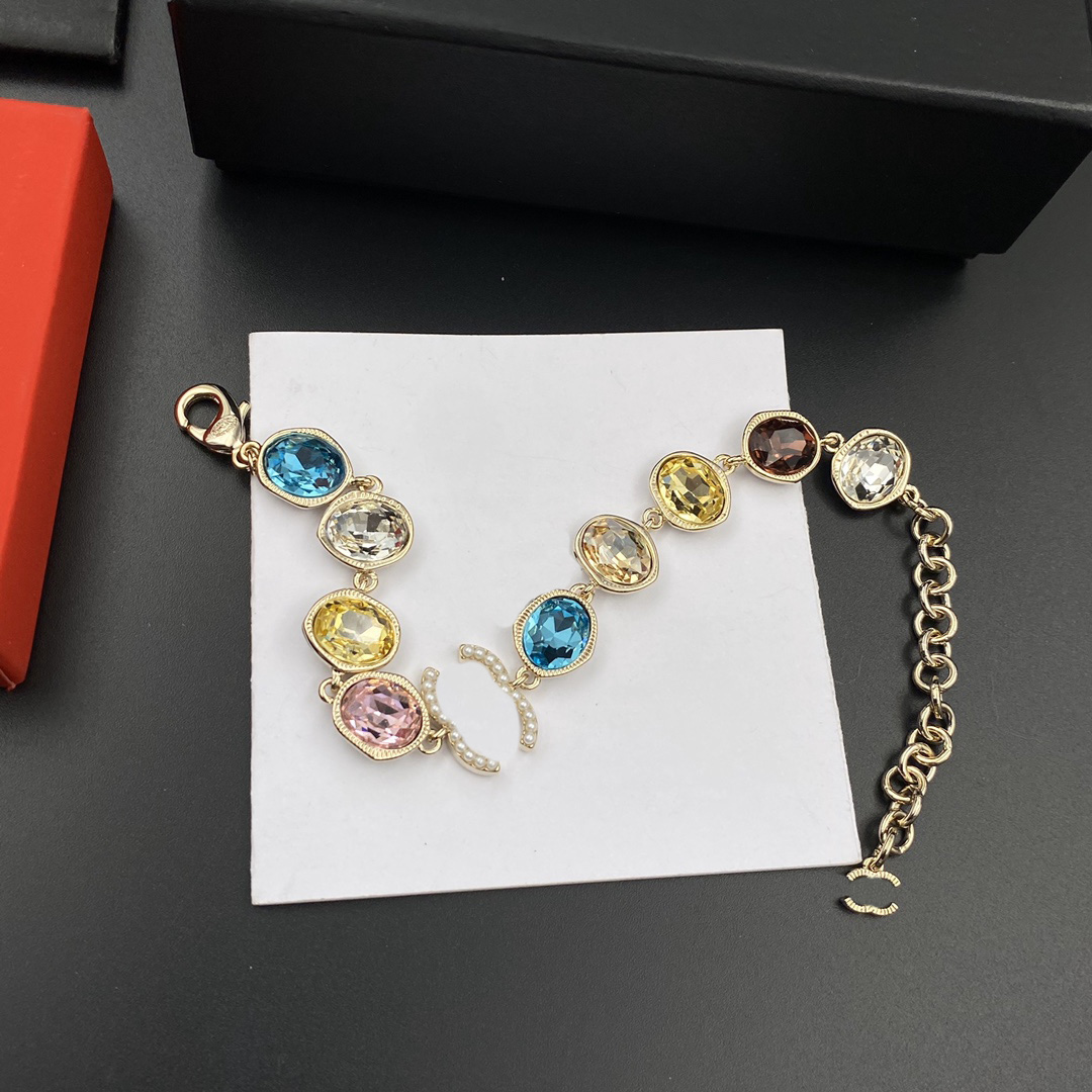 

Designer Chain Bracelets for Women Bracelets have Stamp Matte Gold Plated Lovers Gift Letter Pendant Chain Wedding Bracelets Jewelry Wholesale 17+6cm