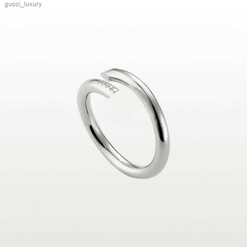 

Designer Nail Ring Luxury Carti Jewelry Midi love Rings For Women Titanium Steel Alloy Gold-Plated Process Fashion Accessories Never Fade Not Allergic