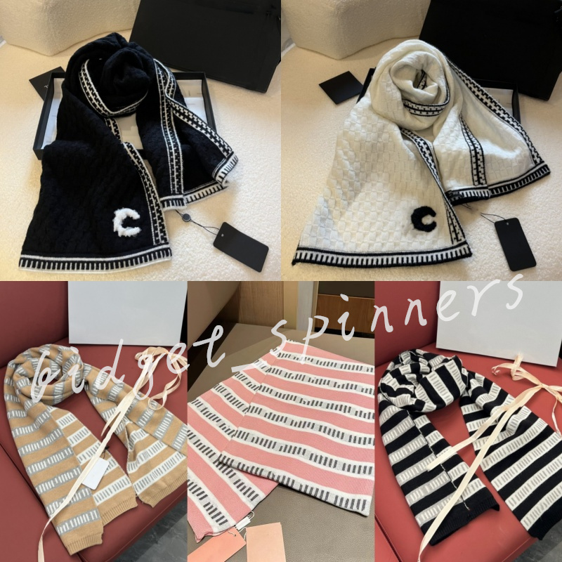 Fashion Designer Scarf Knit Rhinestone Letters C Scarf Women Men Winter-image-814952699
