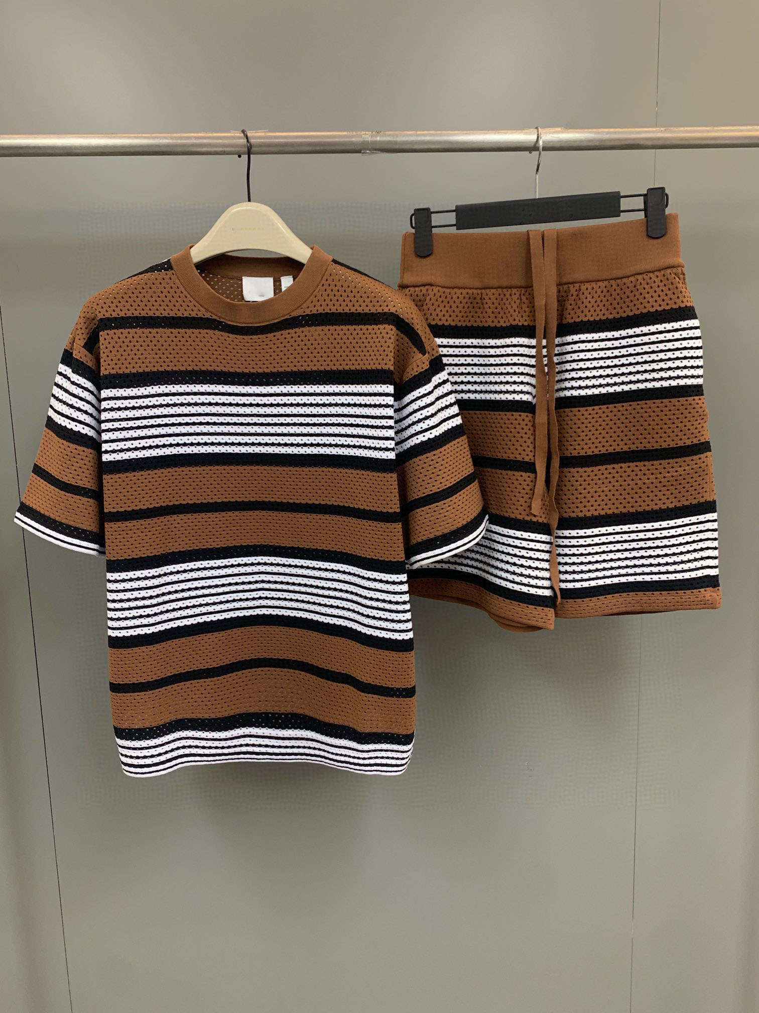 

2023 early summer Sunny Side Up: The Perfect T-Shirt & Shorts Combo for Summer Fun euro size  to xl, T shirts