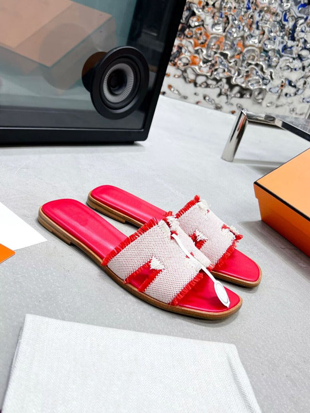 

Beach slippers, flat bottomed leather slippers, women's shoes, women's sandals, classic designers, women's lazy suede letters, cowhide summer shoes, large size 35-42, with box