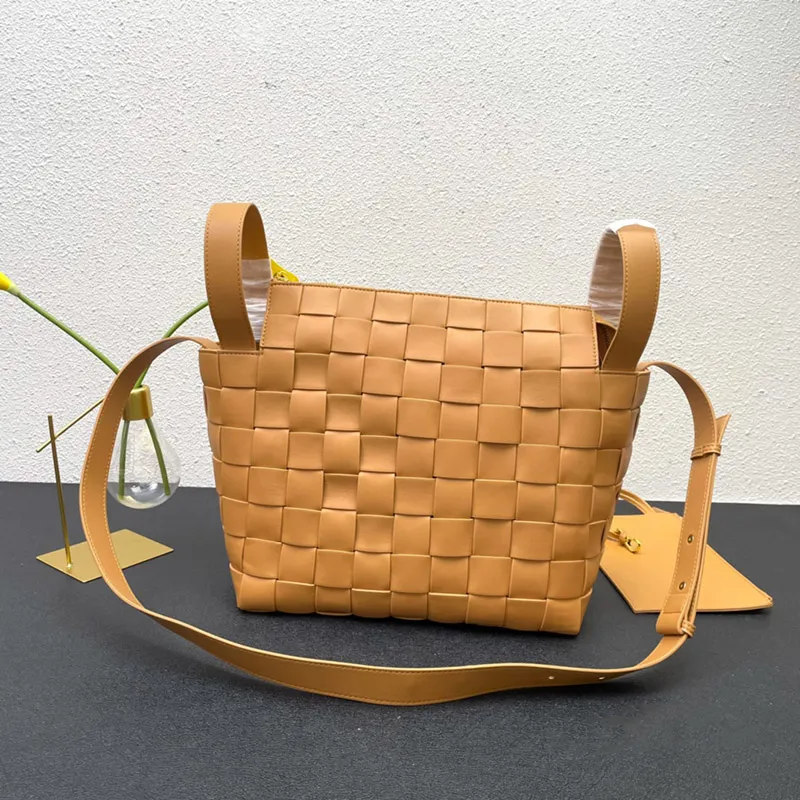 

Intreccio Woven Leather Bowling Bag: Medium Luxury Shoulder Handbag with Detachable Strap, Black