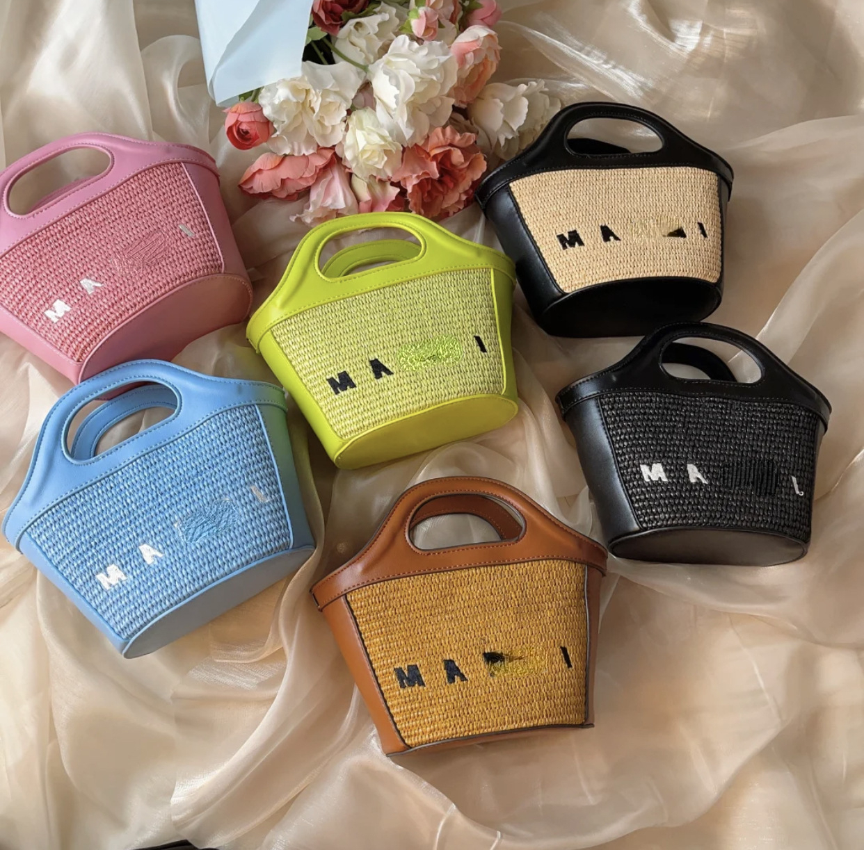 

Early Spring Evening Bags New Straw Braided Cowhide Splicing One Shoulder Oblique Span Portable Women's Vegetable Basket, Black