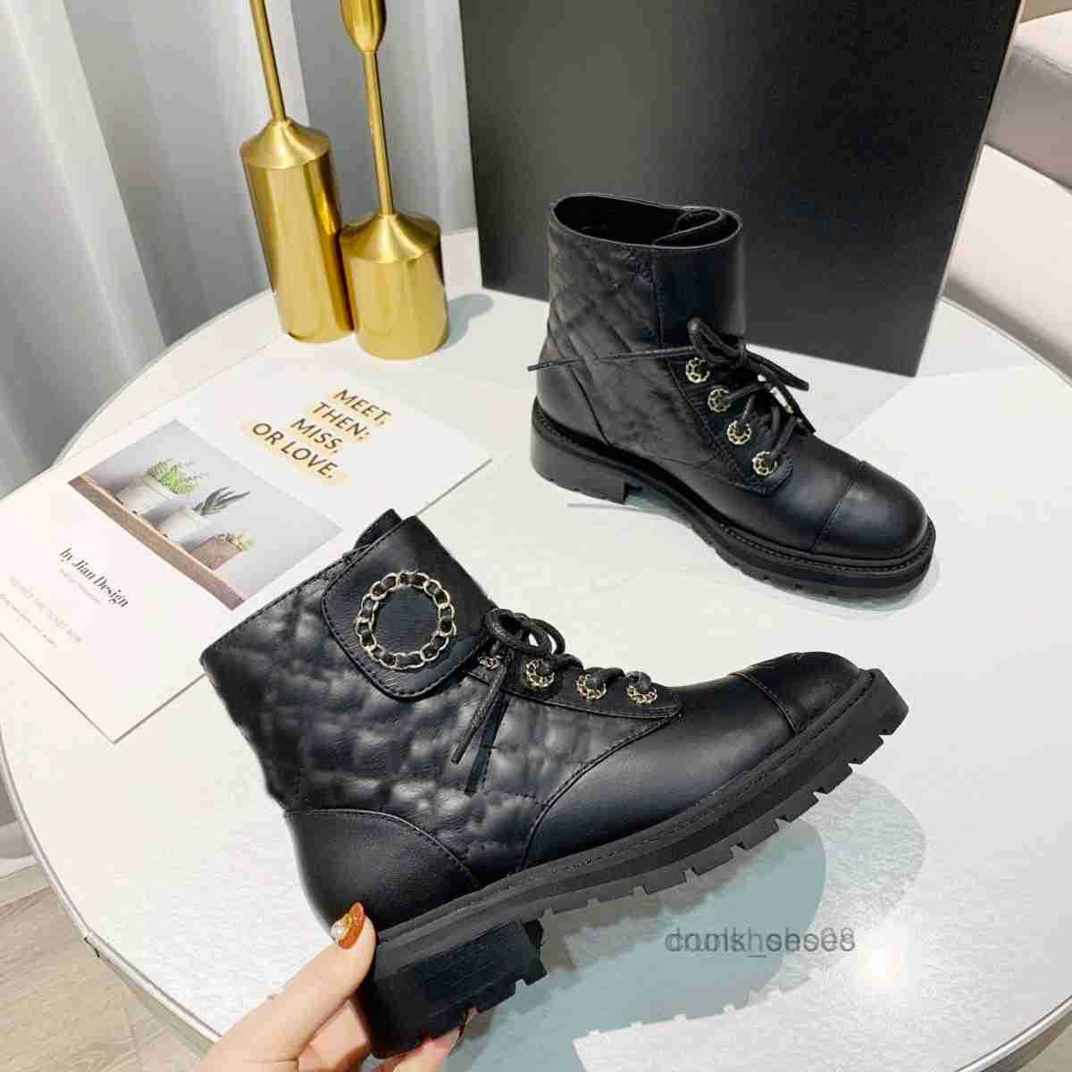 

Interlocking Black Ankle Biker Chunky Platform Flats Combat Boots Low Heel Lace-up Booties Leather Chains Buckle Women Luxury Designers Shoes Factory Footwear, Black(leather)