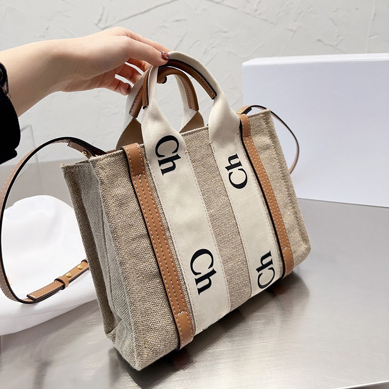 

Designer Women's Straw Bucket Bags Lightweight Weekend Handbags Minimalist Casual Tote With Silks And Satins 26CM, #1