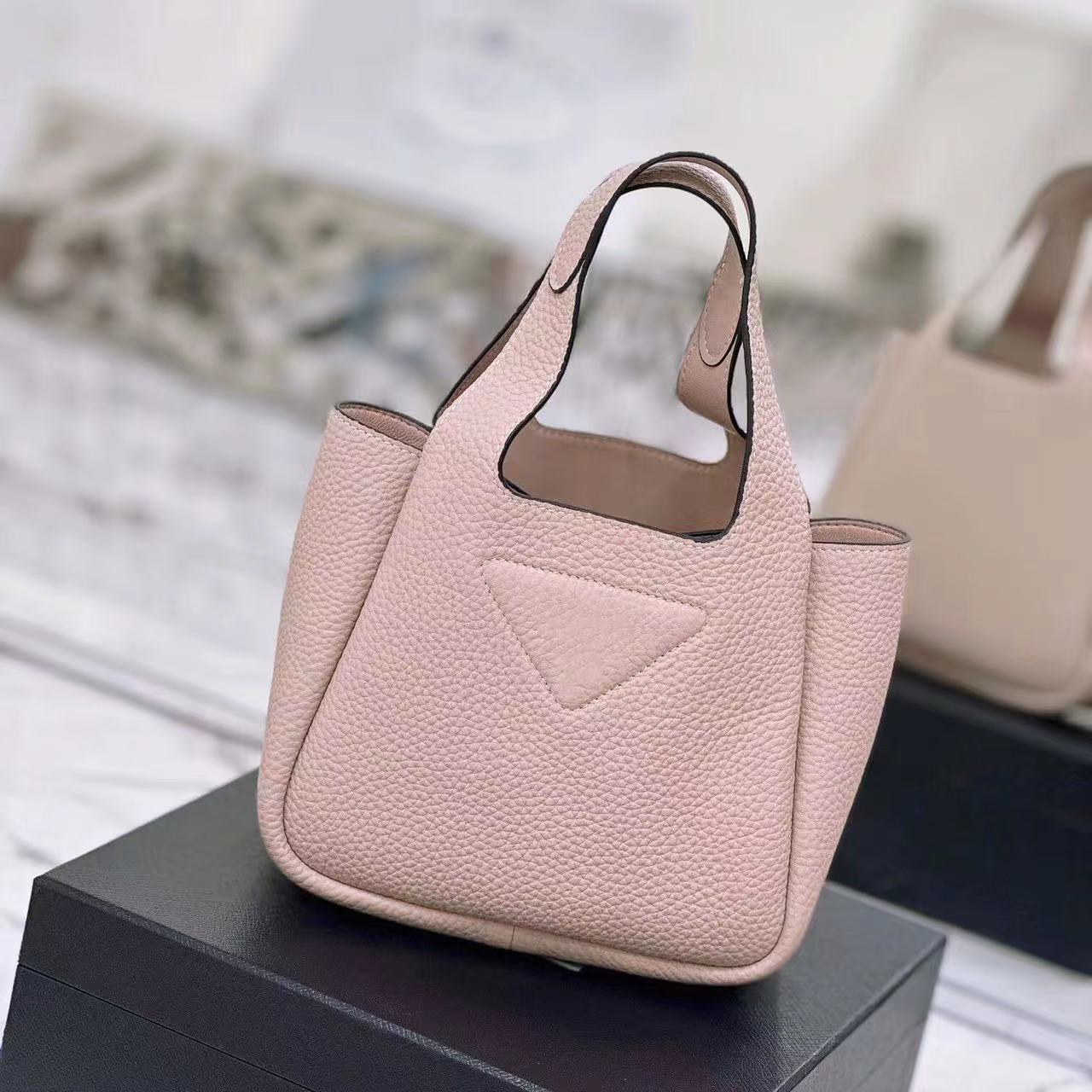 

10A Luxury Tote bag Designer brand bag fashion women's handbag underarm bag large fashion capacity vegetable basket original gift box packaging, Peach