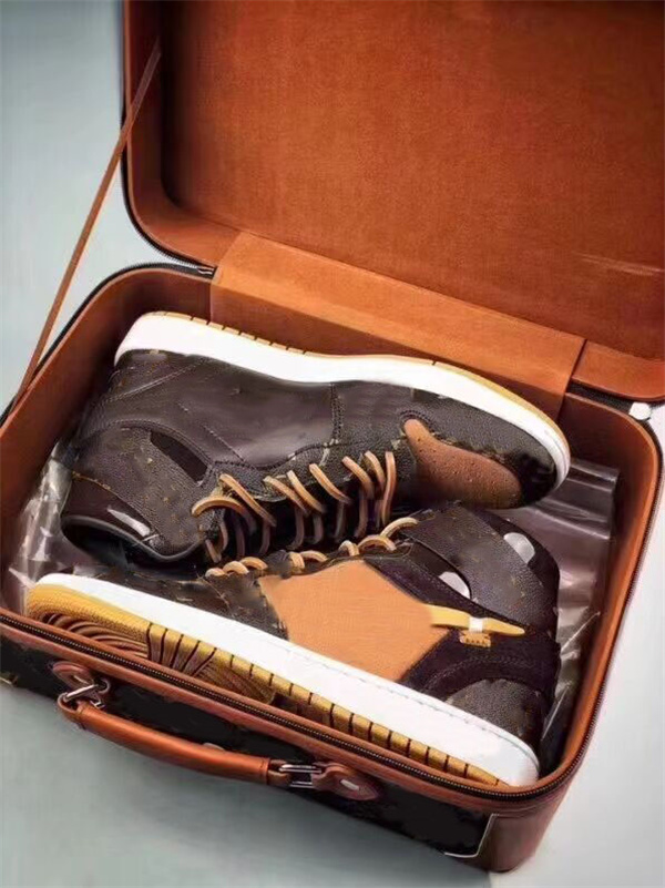 

2023 designers shoes men sports Boots outdoors sneakers with original box size 40-46, As pics