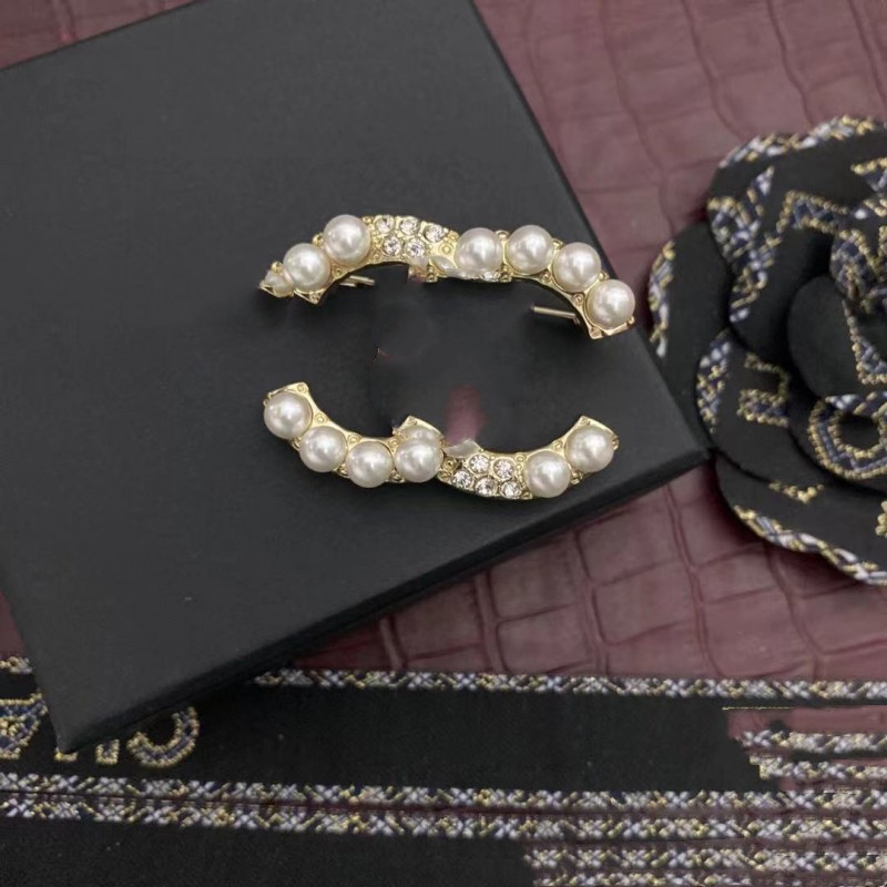 

Luxury Women Men Designer Brand Letter Brooches 18K Gold Plated Inlay Rhinestone Jewelry Brooch Charm Crystal Pearl Brooch Pins Metal Jewelry Accessories Gift