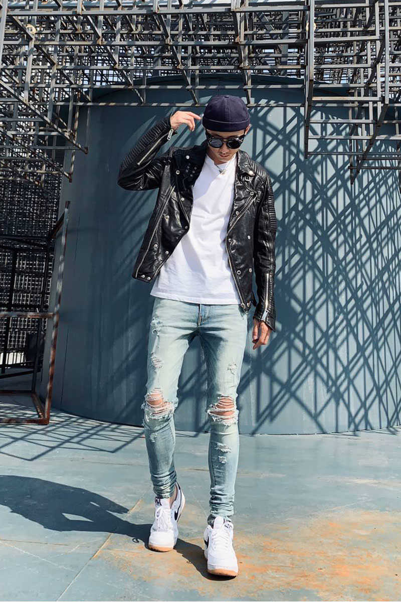 

Designer Clothing Luxury Casual Fashion Denim Pants Amiiri Knife Cut Double Knee Holes Stretch Tight High Street Wash Make Old Slim Men's Jeans, Light blue