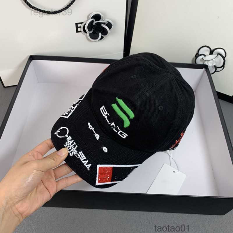 

Ball Caps Designer Baseball Cap Men Women Fashion Graffiti Embroidered Letters Casquette83sg, Black