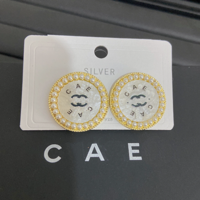 

Charm Women Hoop Earrings Spring Love Earrings 18k Gold Plated White Designer Jewelry Design for Women Party Gifts Diamond Earrings Fashion Jewelry Wholesale