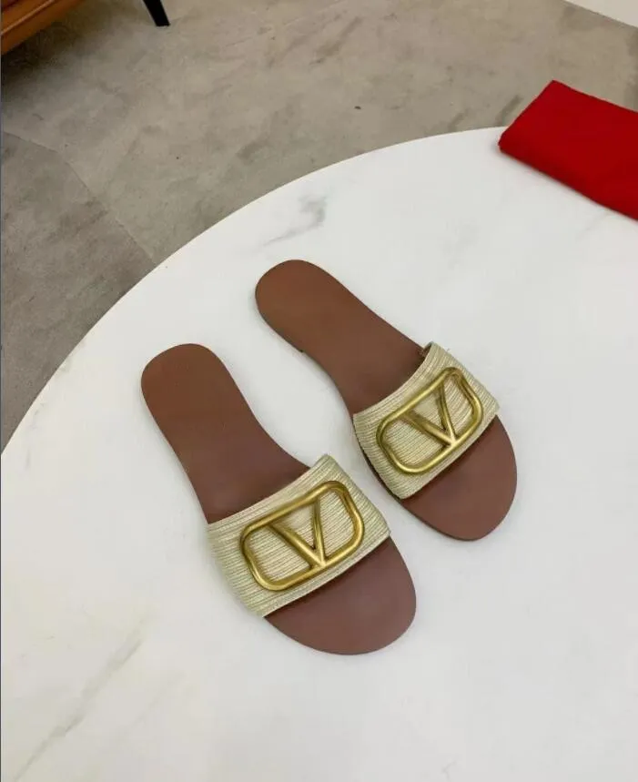 

Designer Sandals Classic Ladies Sandals Signature Grain Leather Decorative Element Slippers factory outlet, #8