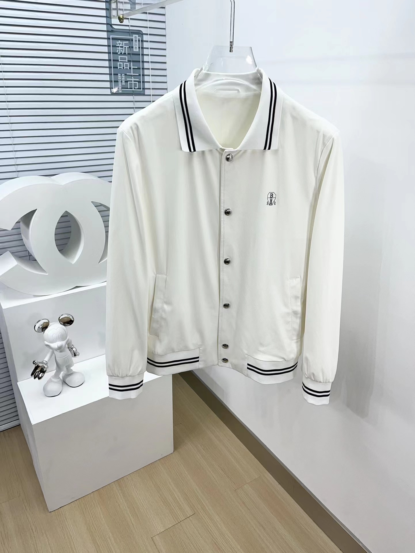 

Mens Designer Jackets Brunello Cucinelli Business and Leisure Lapel Jacket Coat, White