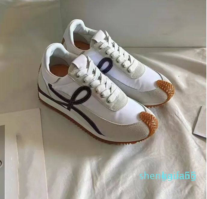 

Mens Womens dress Shoes Flow Runner in nylon suede Lace up sneaker soft upper honey rubber wave, 10