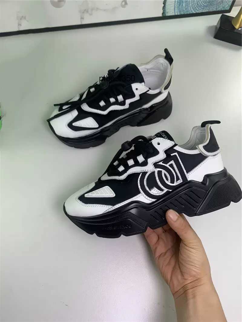 

dgs''dolc''gabbanas Luxury designer Daymaster Trainers Sneakers Shoes Low Top Flat Sorrento Print white black leather Trainers Sneakers