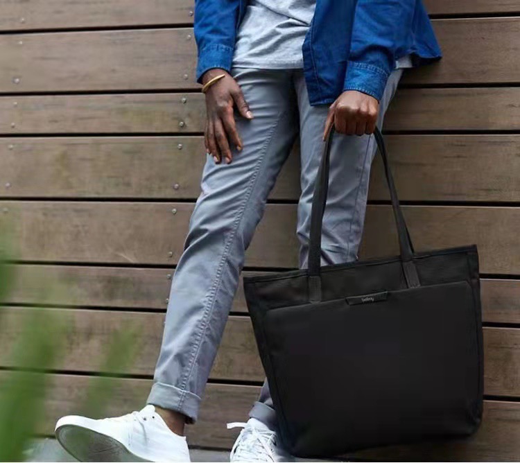 

2023 Bellroy Australia Lite Tote 15L 12L Light Walking Tote Bag Crossbody Bag Outdoor Sports Men's and women's Shoulder Bag