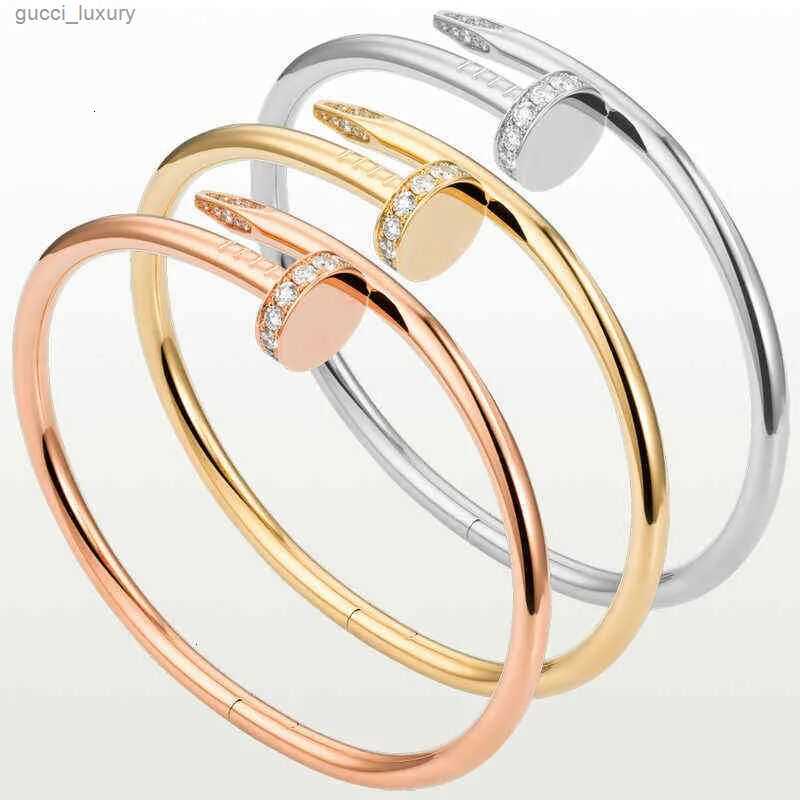 

Classic bangles Gold Silver Nail Bracelet Titanium Steel Cuff bangle nlay Diamond Bracelets Womens Mens Love Jewelry Gift C80009 With Box