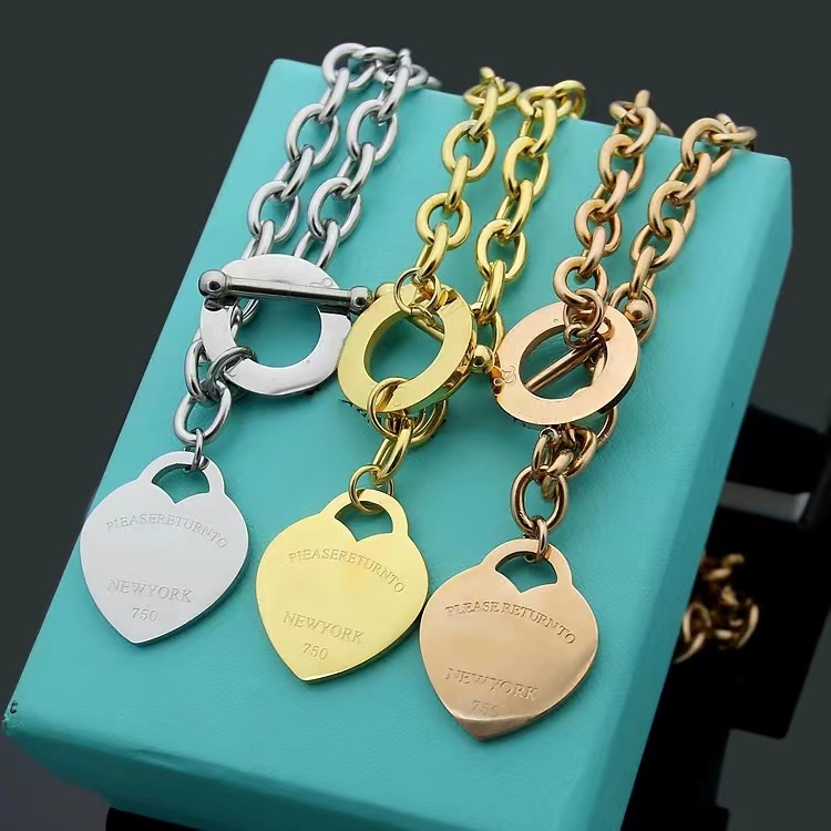 

Luxury brand T Pendant necklace New fashion OT Peach Heart necklace for men and women high-quality stainless steel designer jewelry
