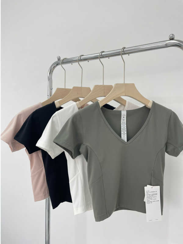 

Short style vest T-shirt top designer sportswear female yoga wear large V-neck sports fitness tight short sleeve nude breathable casual shorts T-shirt, With logo