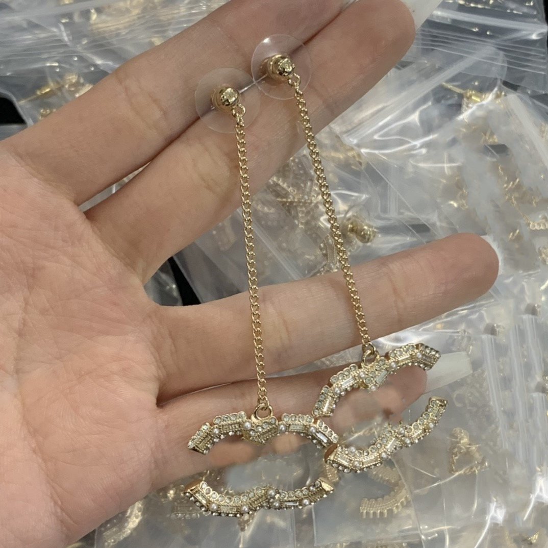 

2023 Premium Brand Stud Earring Designer Girl's Love channel Earrings top Luxury Fashion Jewelry Earring Gift Accessories ccity Art Design kx3a