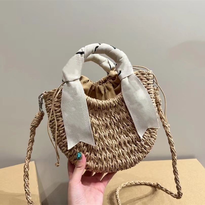 

2023 woman beach bag handbag Semi-Circle Straw Bags crossbody designer bag luxury handbags Crochet Tote Purse 5A Quality, 20*14cm(with strap)