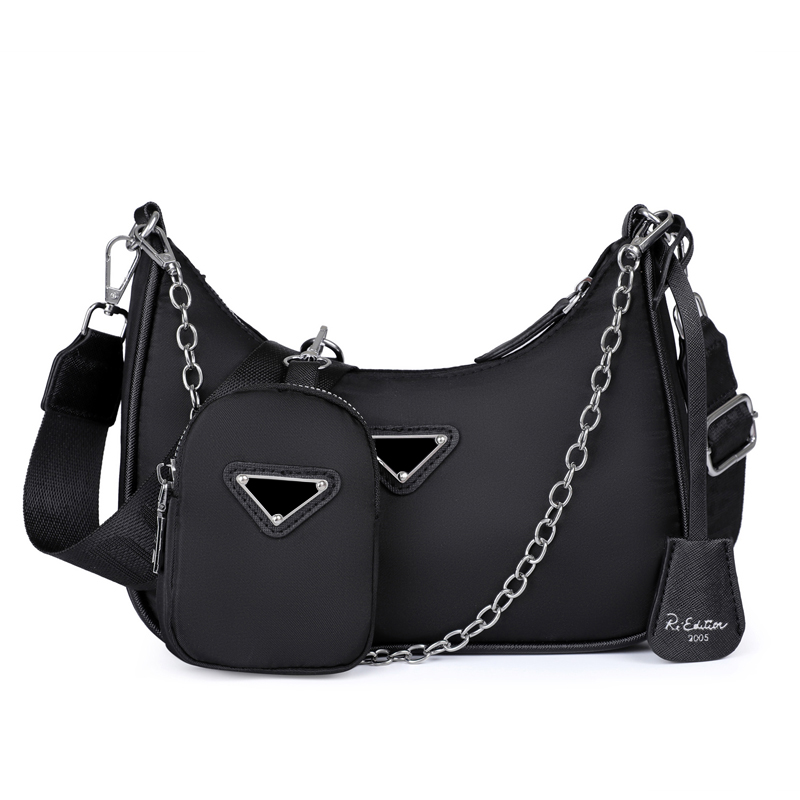 

Brand Designer 2005 Shoulder Bag for Women Waterproof Chain Bags With Coin Purse Fashion Hobo Nylon Crossbody Bag with Strap YaLi222, Black