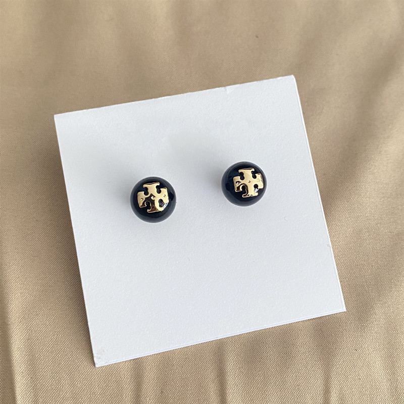 

6 Colors Top Quality Brass Women Luxury Studs Cute Size Original Single Design Earrings Pearl Classic Jewelry