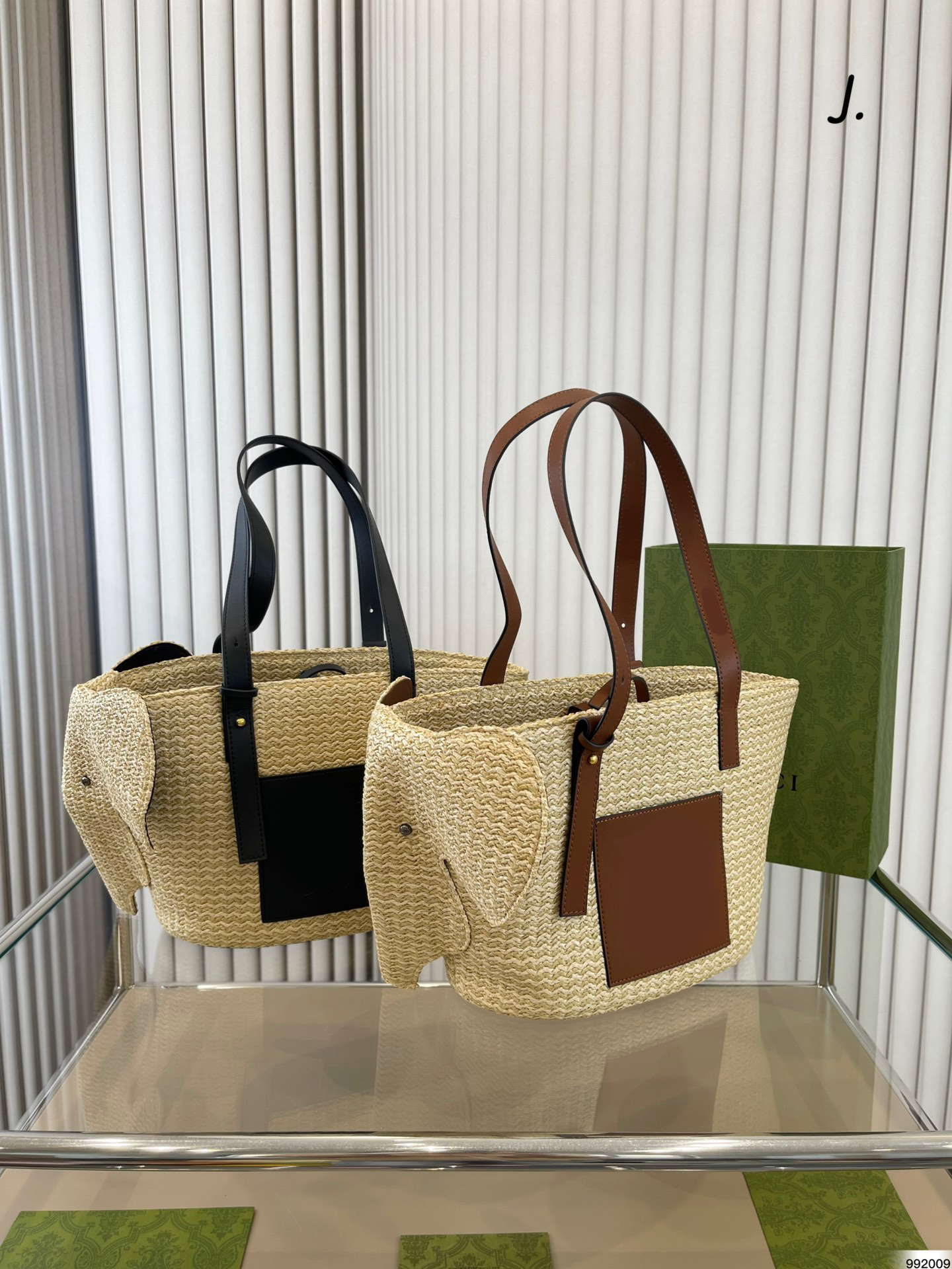 

Designer female bag Raffia grass baby elephant Tote bag capacity really needless to say too full of art breath travel essential natural wind design, Brown