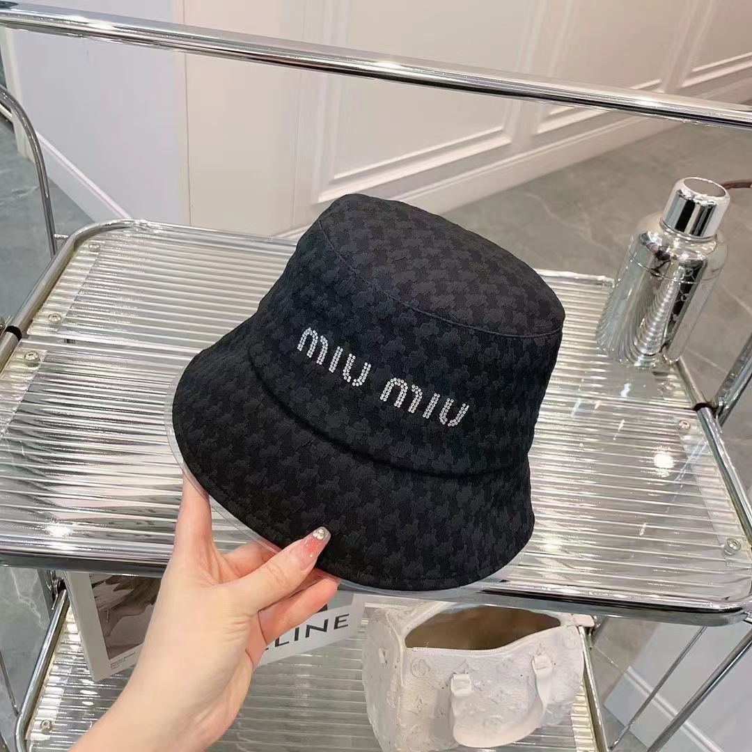 

Miu Fisherman Hat Summer High Edition Hot Diamond Craft Letter Show Face Small Sun Protection Sun Shade Basin Hat Versatile ins